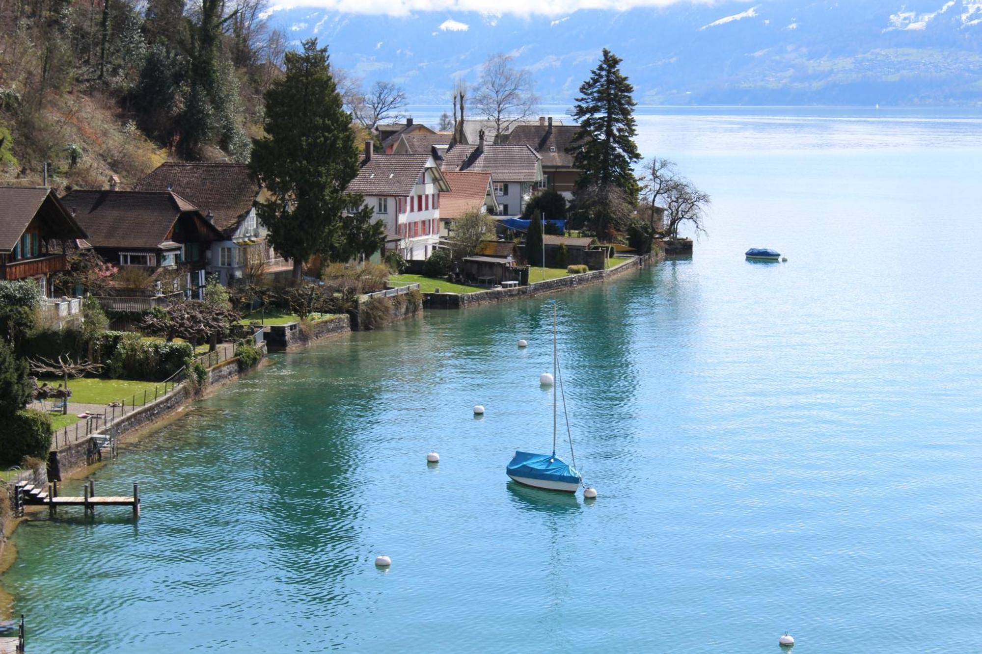 Dependance Stella Del Lago By Hotel Restaurant Bellevue Au Lac Thun Bagian luar foto